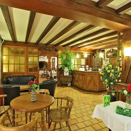 Le Clos Grand Hotel 2*