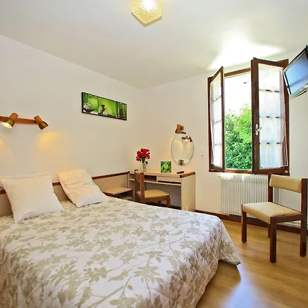 Hotel Le Clos Grand Pradines (Lot)