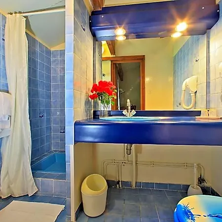 Hotel Le Clos Grand 2*