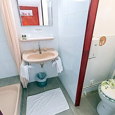 Hotel Le Clos Grand 2*