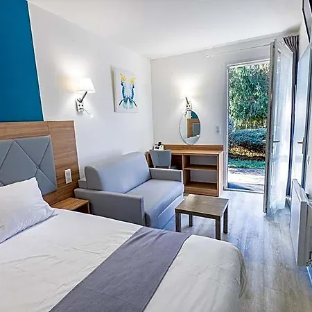 Le Clos Grand 2*