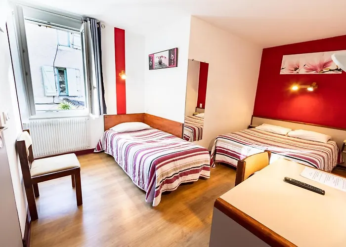 Le Clos Grand ホテル 2*