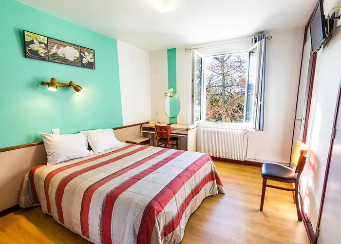 Le Clos Grand ホテル 2*