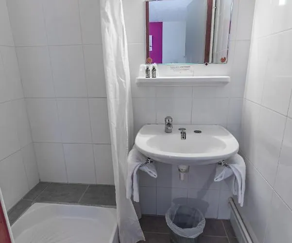 Le Clos Grand ホテル プラディーヌ