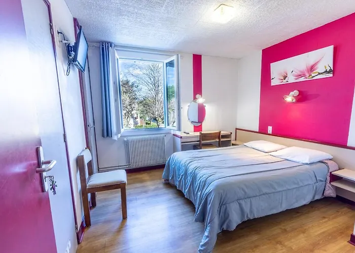 Le Clos Grand 2* プラディーヌ