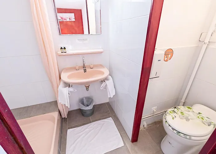 Le Clos Grand ホテル プラディーヌ