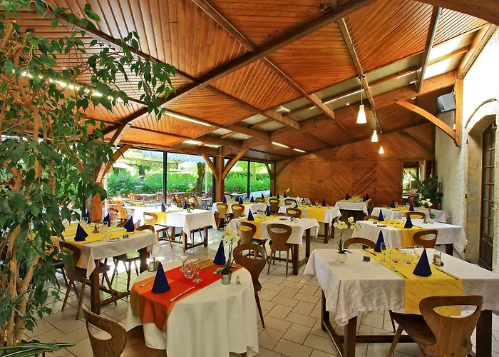 Le Clos Grand 2* プラディーヌ